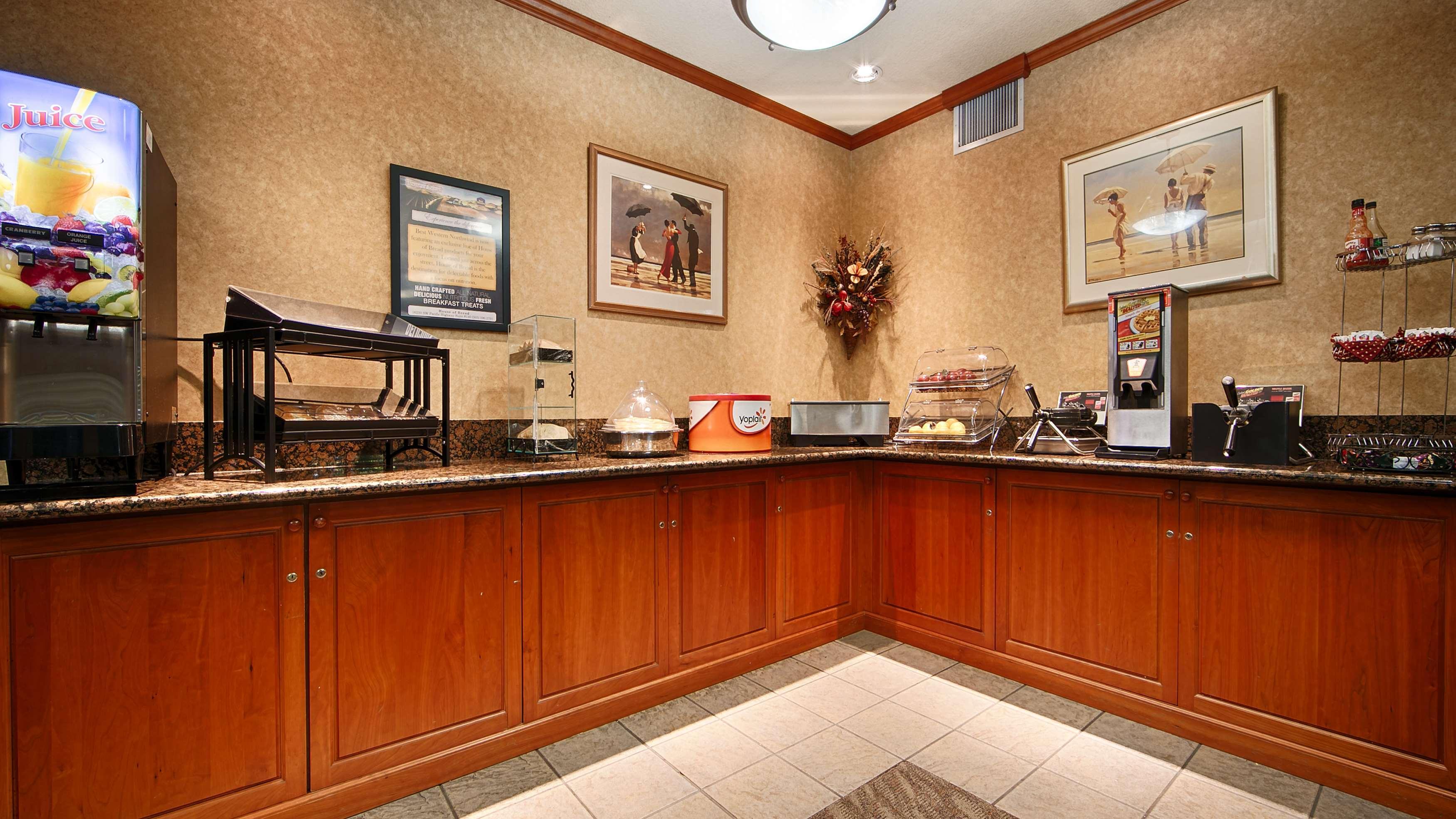 Best Western Plus Northwind Inn & Suites Tigard Esterno foto